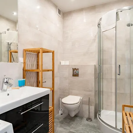 Appartamento Bernadowo Comfy By Bookinghost *